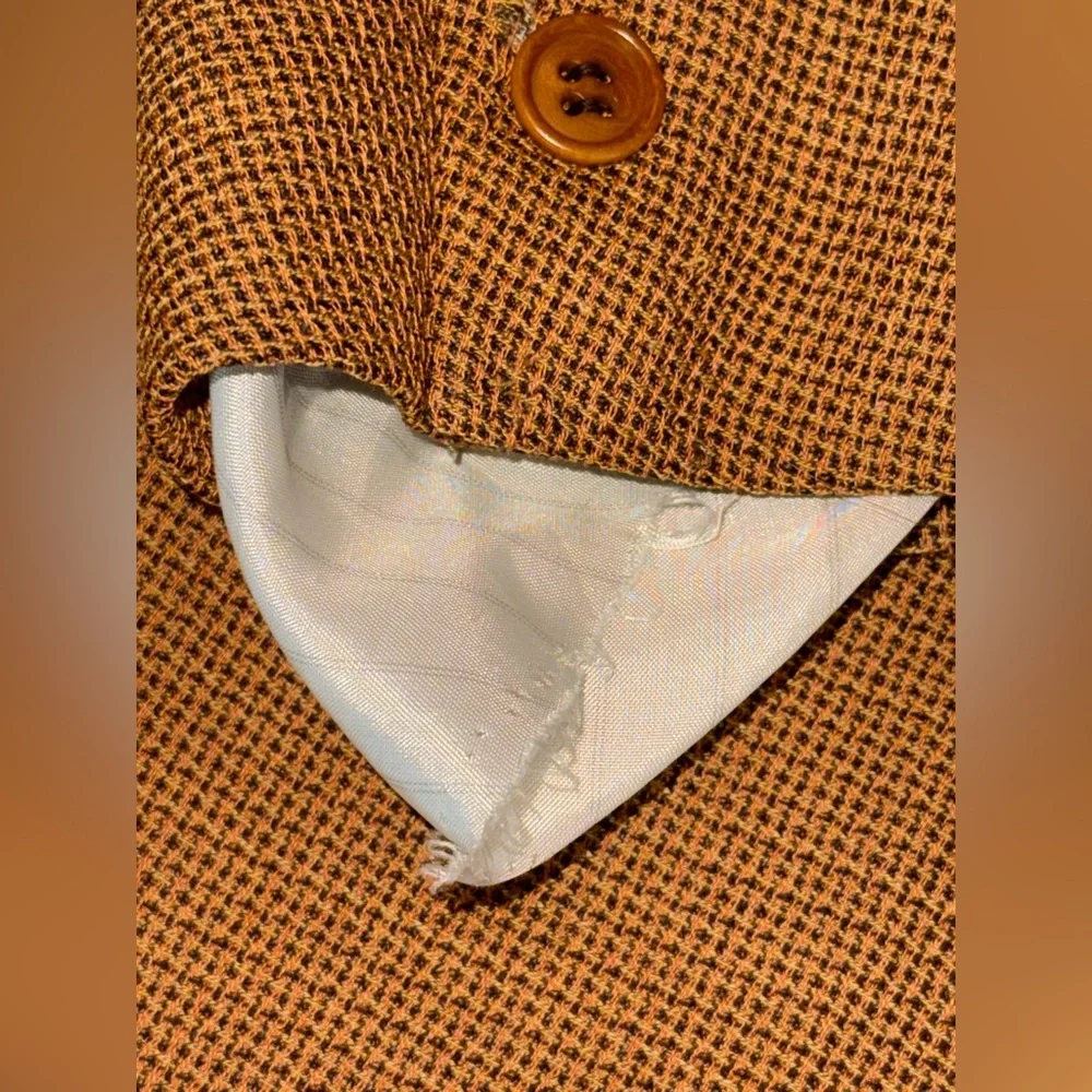 Pal Zileri. Rare Custom Lightweight Wool Blazer. Orange/Brown. Size 46.